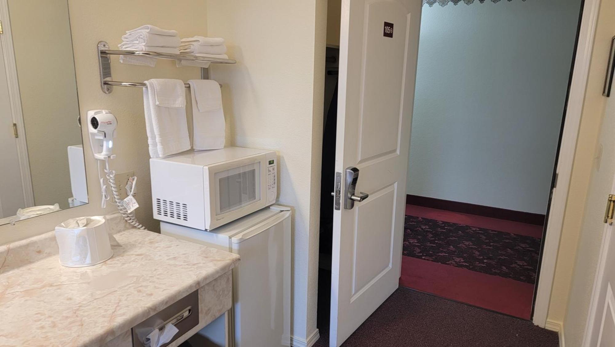 Oceanview Inn And Suites Crescent City Zewnętrze zdjęcie